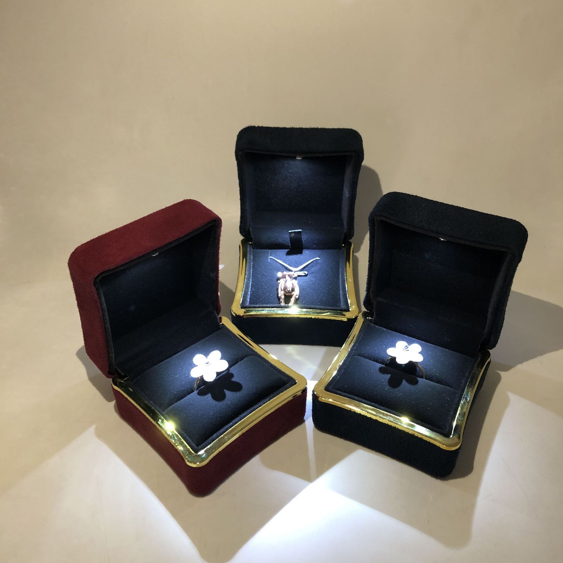 Baru Dalam Kotak Perhiasan Lam - Bar Cart Gold ulasan dan harga